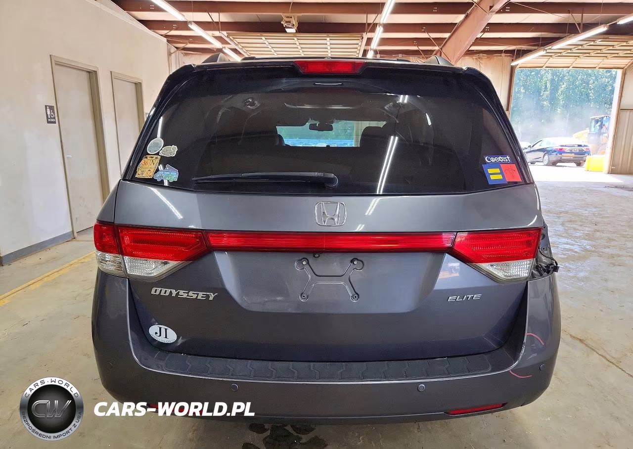 2016 Honda Odyssey Touring VIN:5FNRL5H99GB053869 - 6