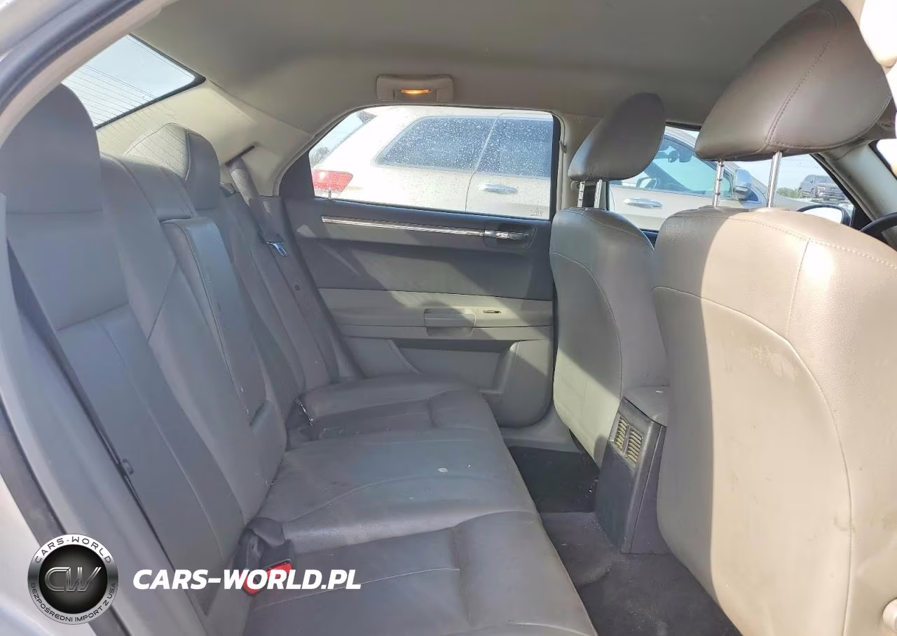 2005 Chrysler 300 Touring VIN:2C3JA53G75H642097 - 10
