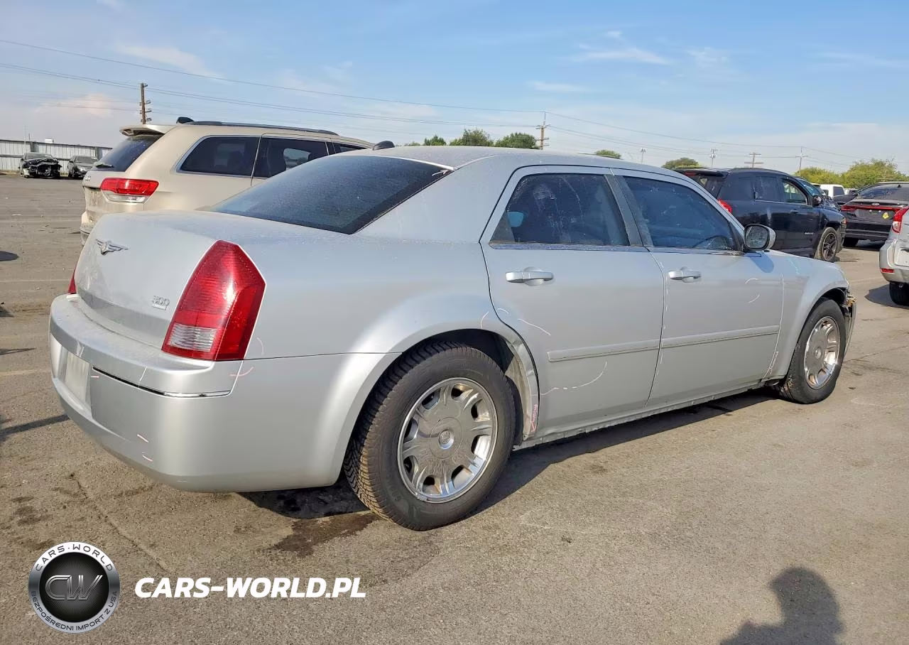 2005 Chrysler 300 Touring VIN:2C3JA53G75H642097 - 3