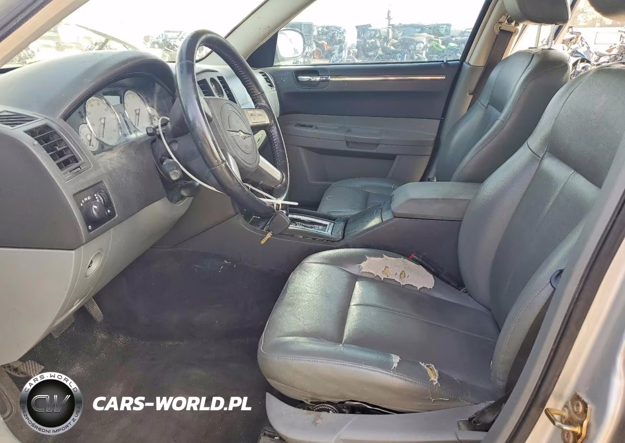 2005 Chrysler 300 Touring VIN:2C3JA53G75H642097 - 7