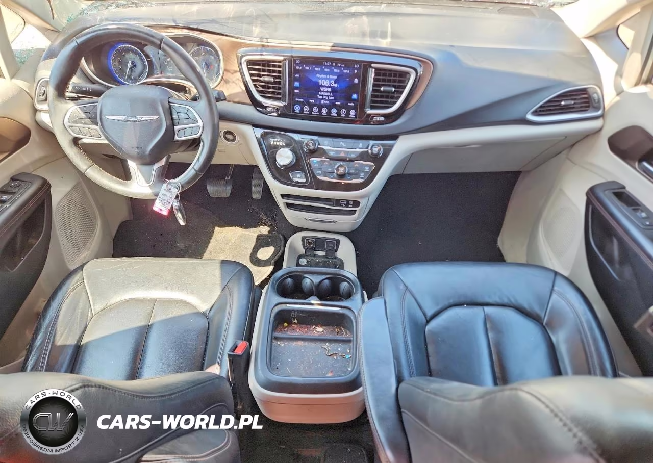2017 Chrysler Pacifica Touring L VIN:2C4RC1BG9HR810145 - 8