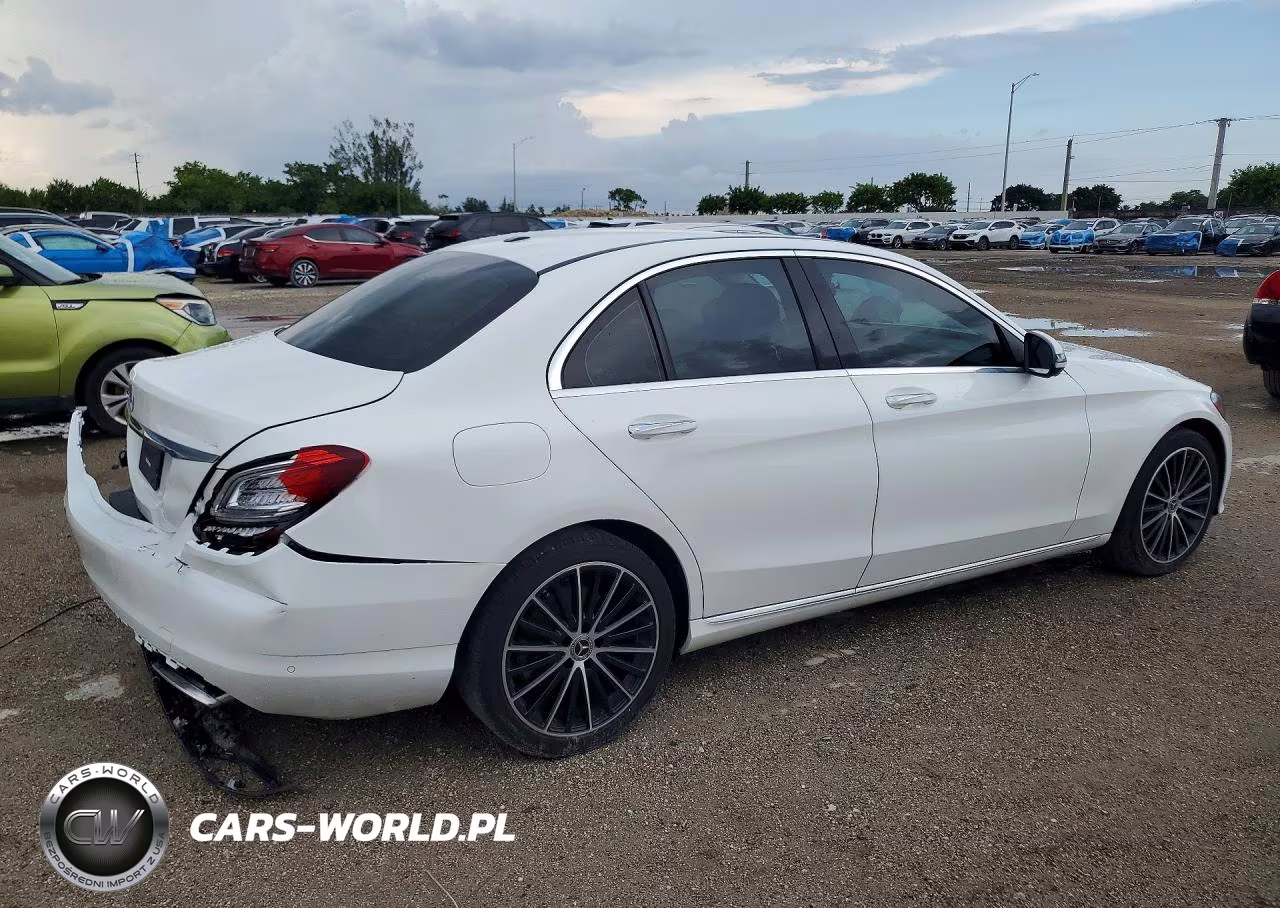 2021 Mercedes-Benz C 300 VIN:W1KWF8DB5MR615671 - 3
