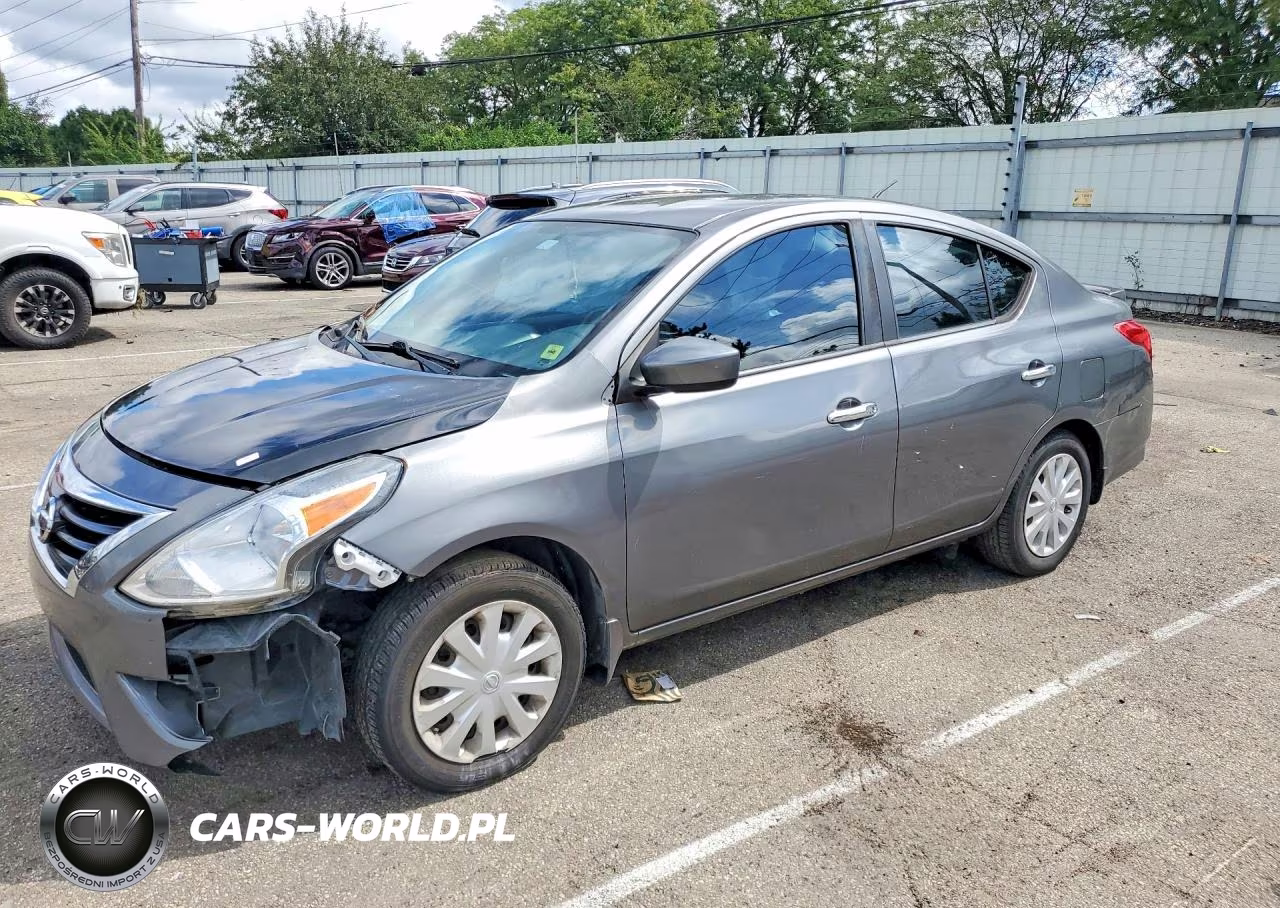 2016 Nissan Versa 1.6 Sv