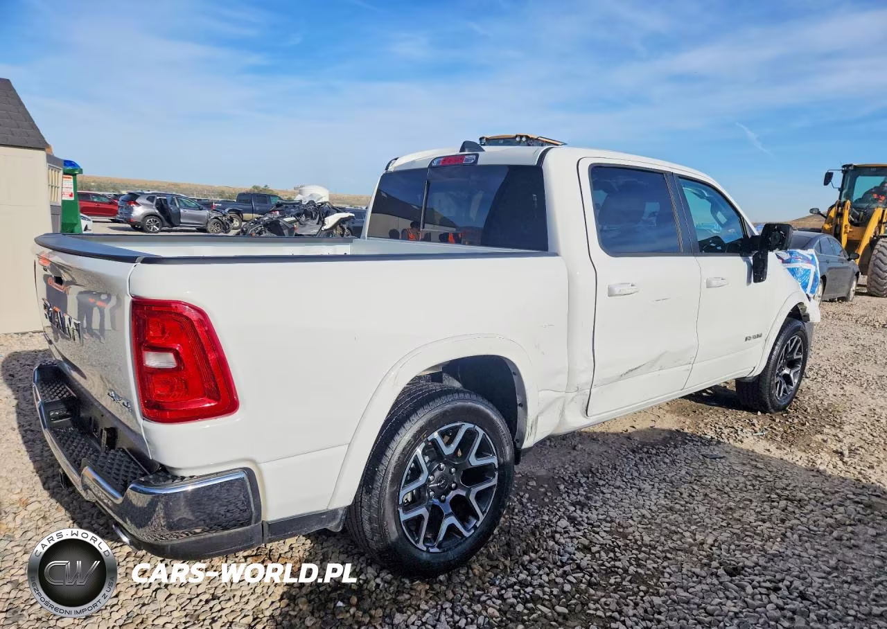 2026 Ram 1500 VIN:3C6SRFJP4T4175440 - 3
