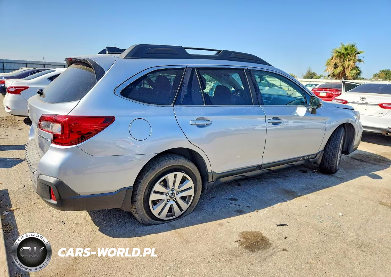 2019 Subaru Outback 2.5I Premium VIN:4S4BSAHC9K3379441 - 3