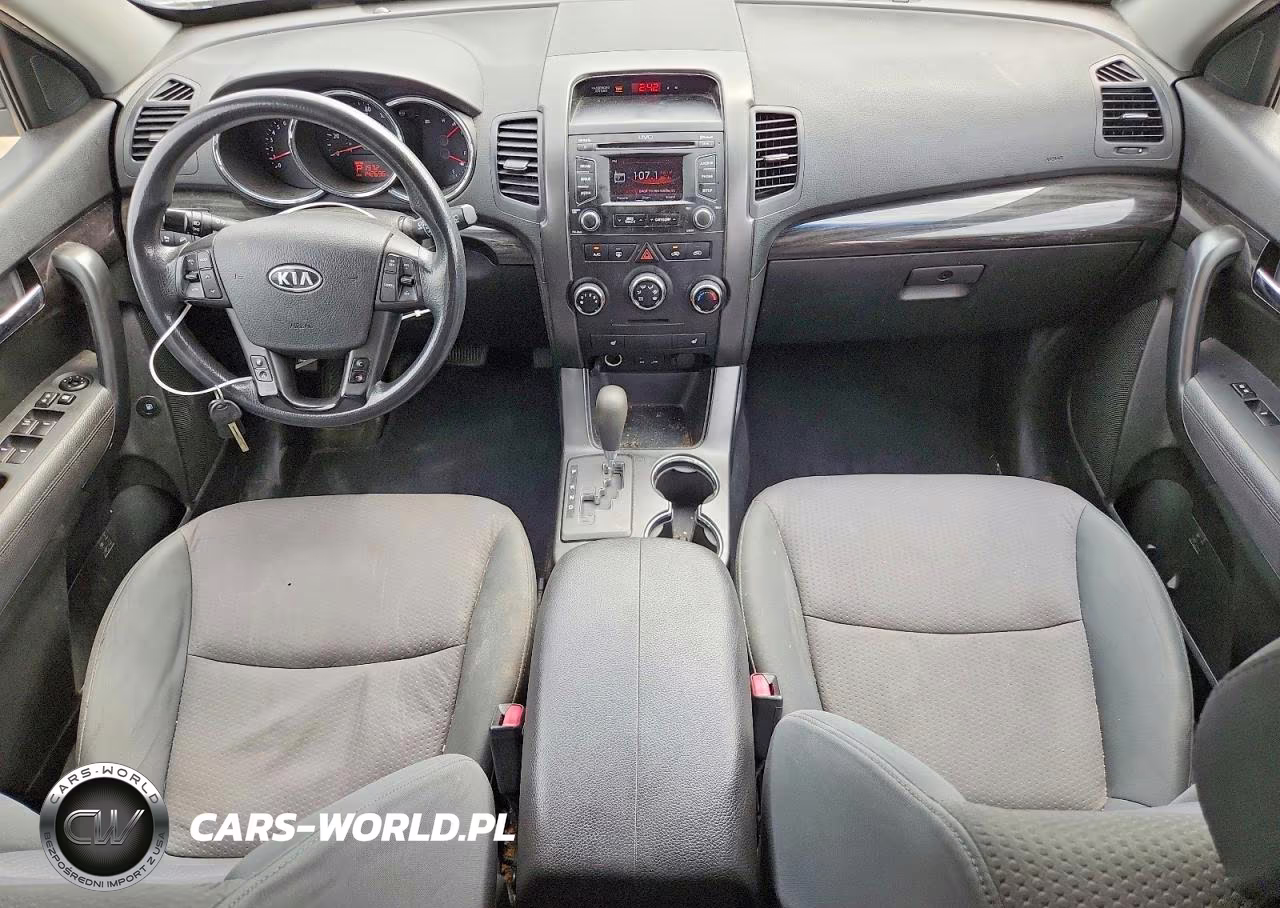 2013 Kia Sorento Lx VIN:5XYKT4A69DG382040 - 8