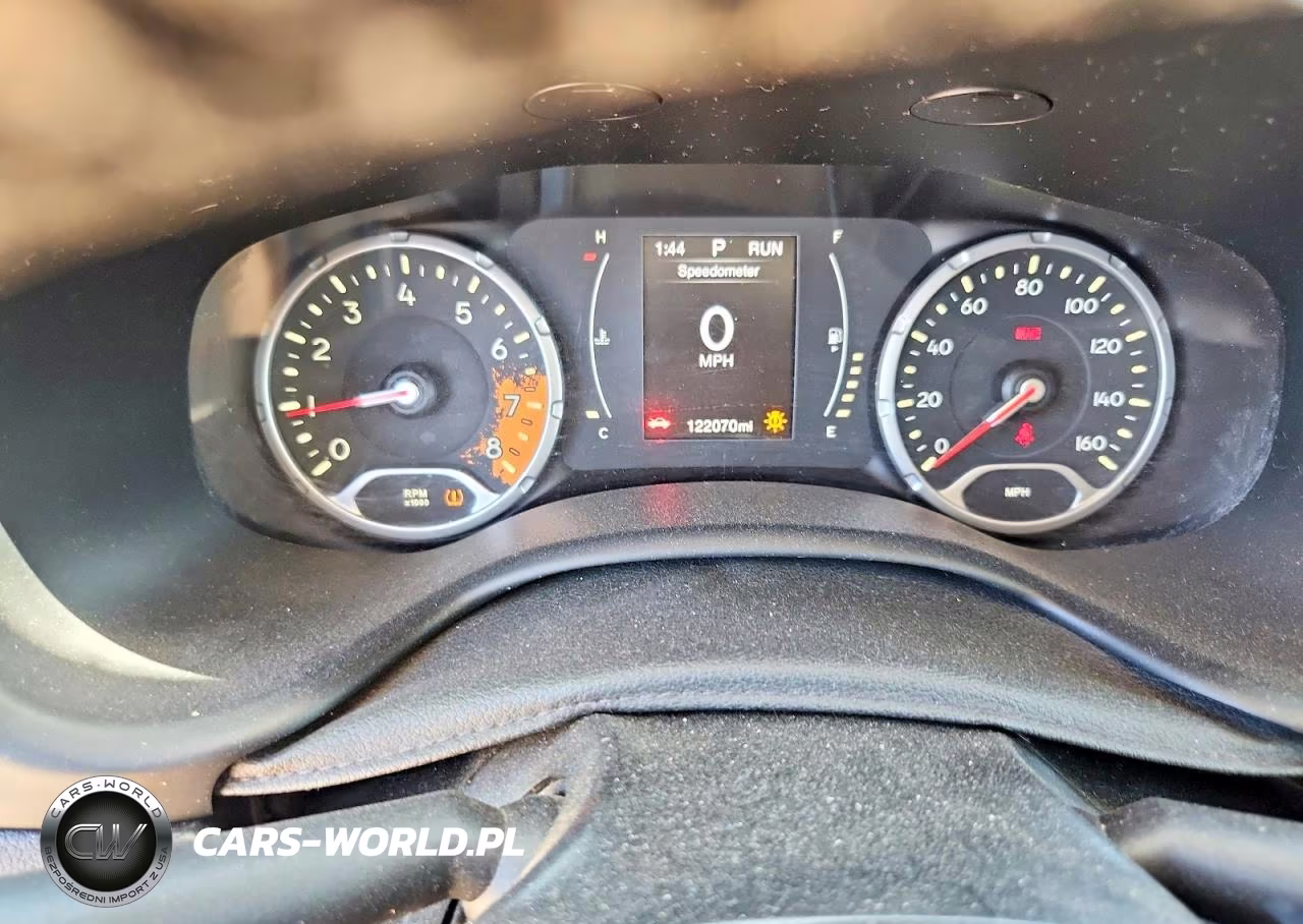 2015 Jeep Renegade Latitude VIN:ZACCJBBT1FPB27601 - 9