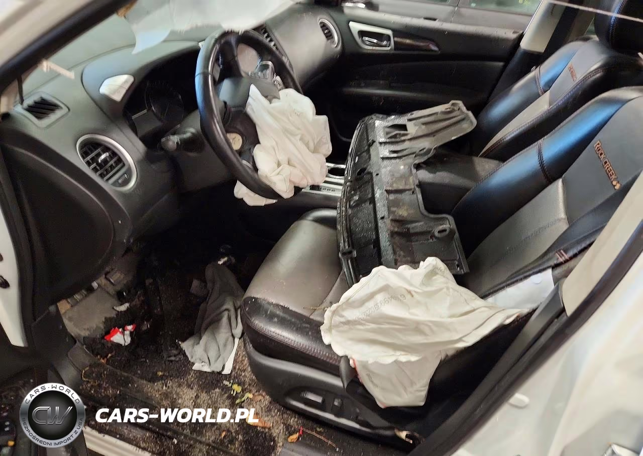 2020 Nissan Pathfinder Sl VIN:5N1DR2CM5LC627227 - 7