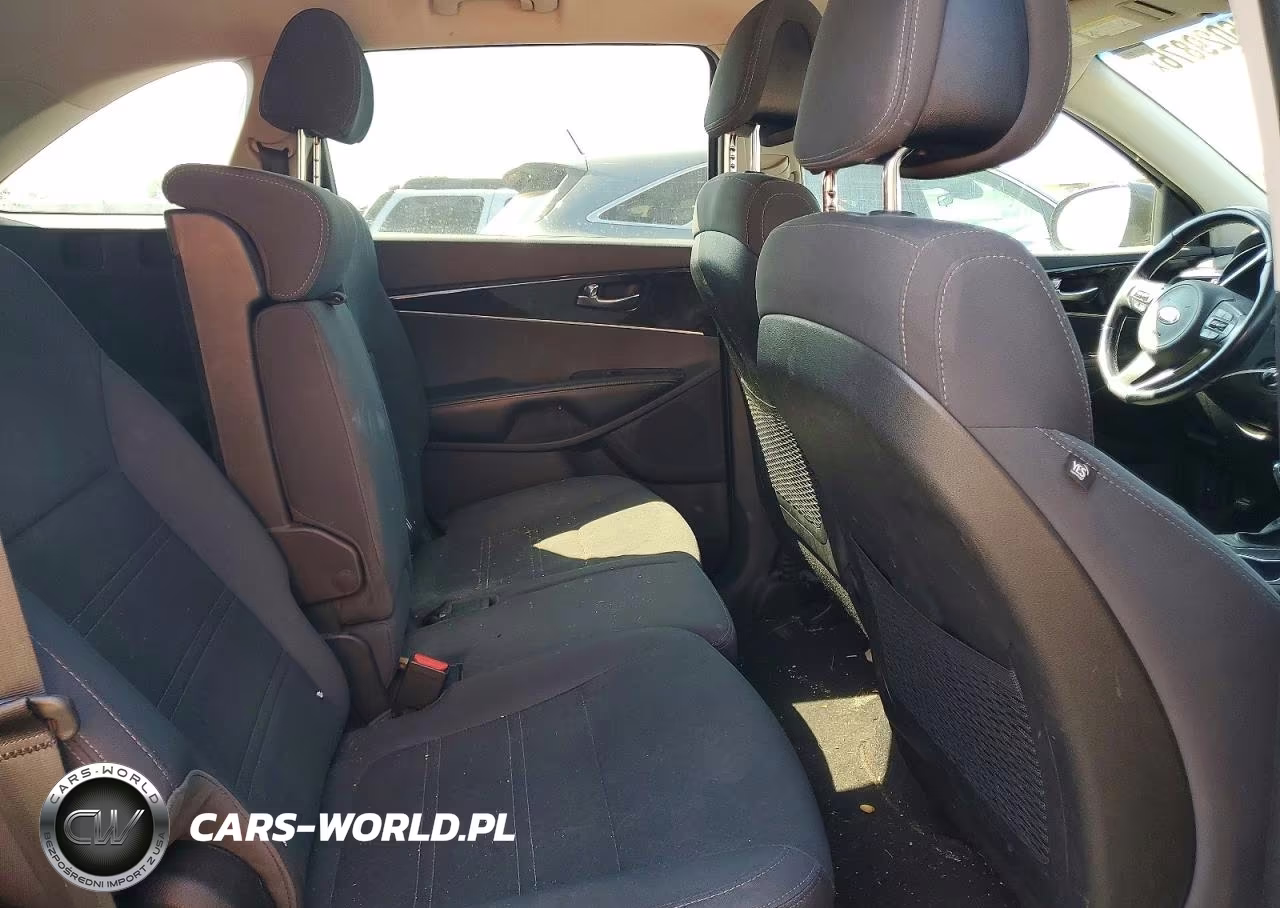 2016 Kia Sorento Lx VIN:5XYPG4A32GG127394 - 11