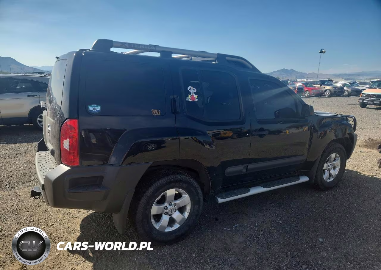 2013 Nissan Xterra X VIN:5N1AN0NW2DN814058 - 3