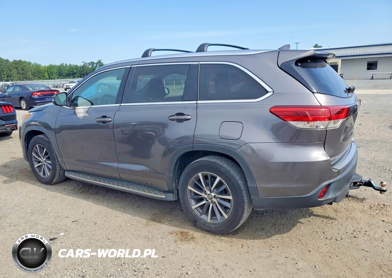 2017 Toyota Highlander Xle VIN:5TDKZRFH2HS519091 - 2