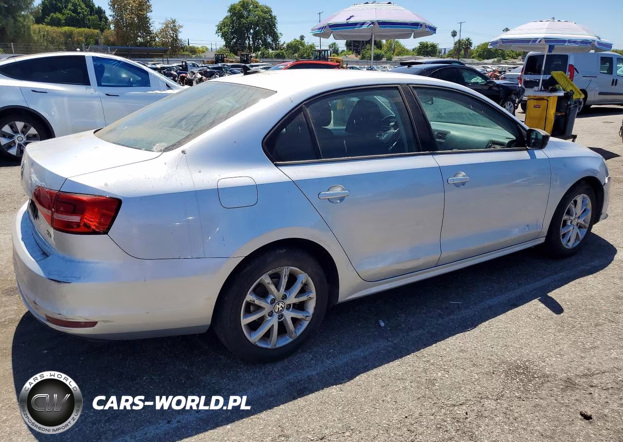 2015 Volkswagen Jetta Se VIN:3VWD17AJ4FM335070 - 3