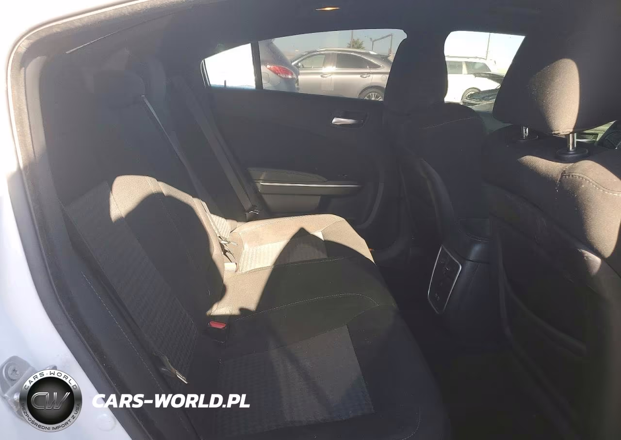 2021 Dodge Charger Scat Pack VIN:2C3CDXGJ4MH511371 - 10