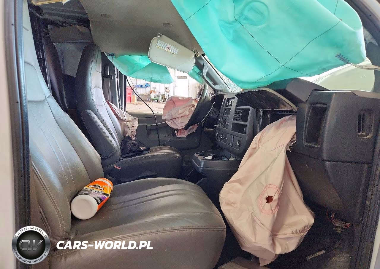 2019 Chevrolet Express 2500 Cargo Delivery Van VIN:1GCWGAFP6K1142432 - 7