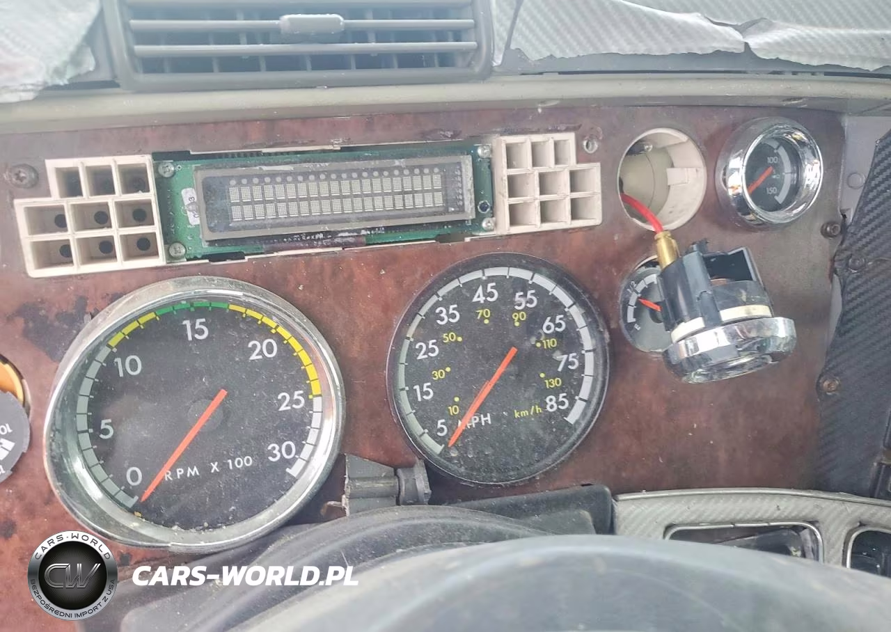 2000 Freightliner Flc120 Semi Truck VIN:1FUYSSZB5YLB91076 - 9