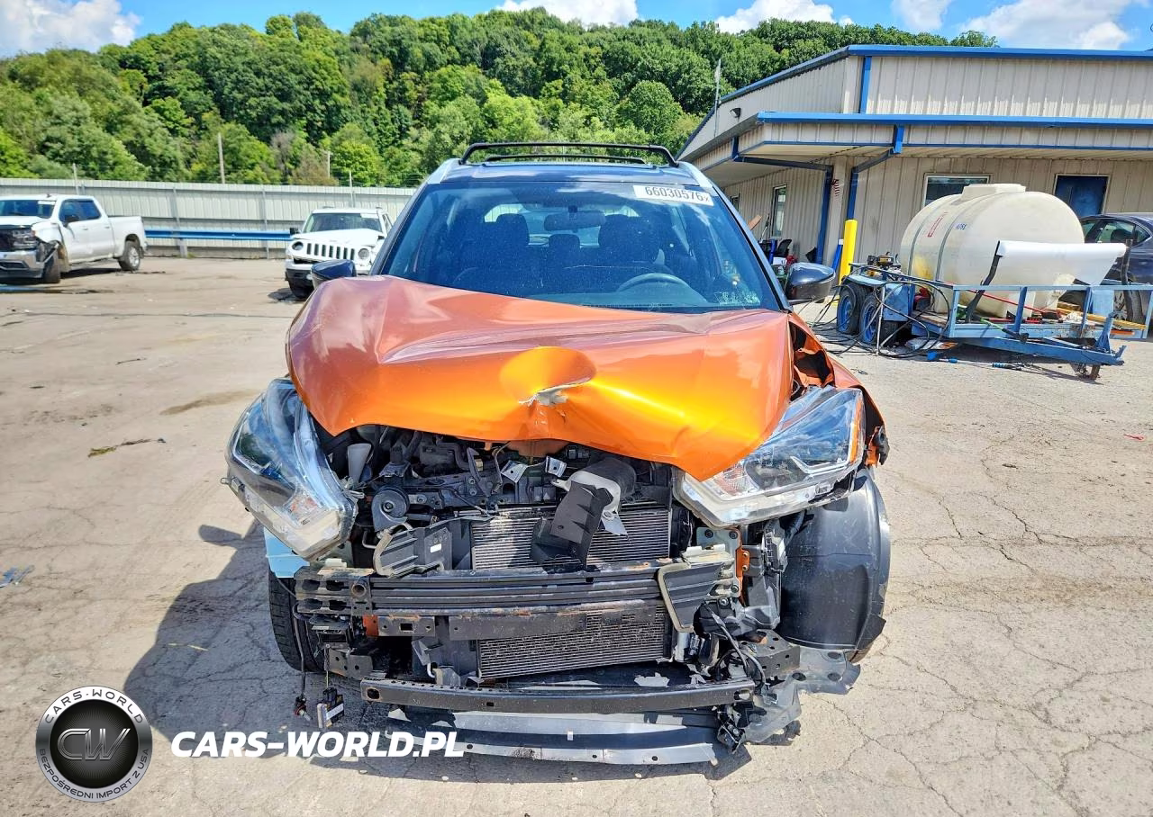 2019 Nissan Kicks Sr VIN:3N1CP5CU5KL524872 - 5