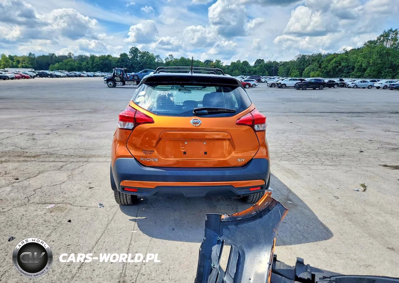 2019 Nissan Kicks Sr VIN:3N1CP5CU5KL524872 - 6