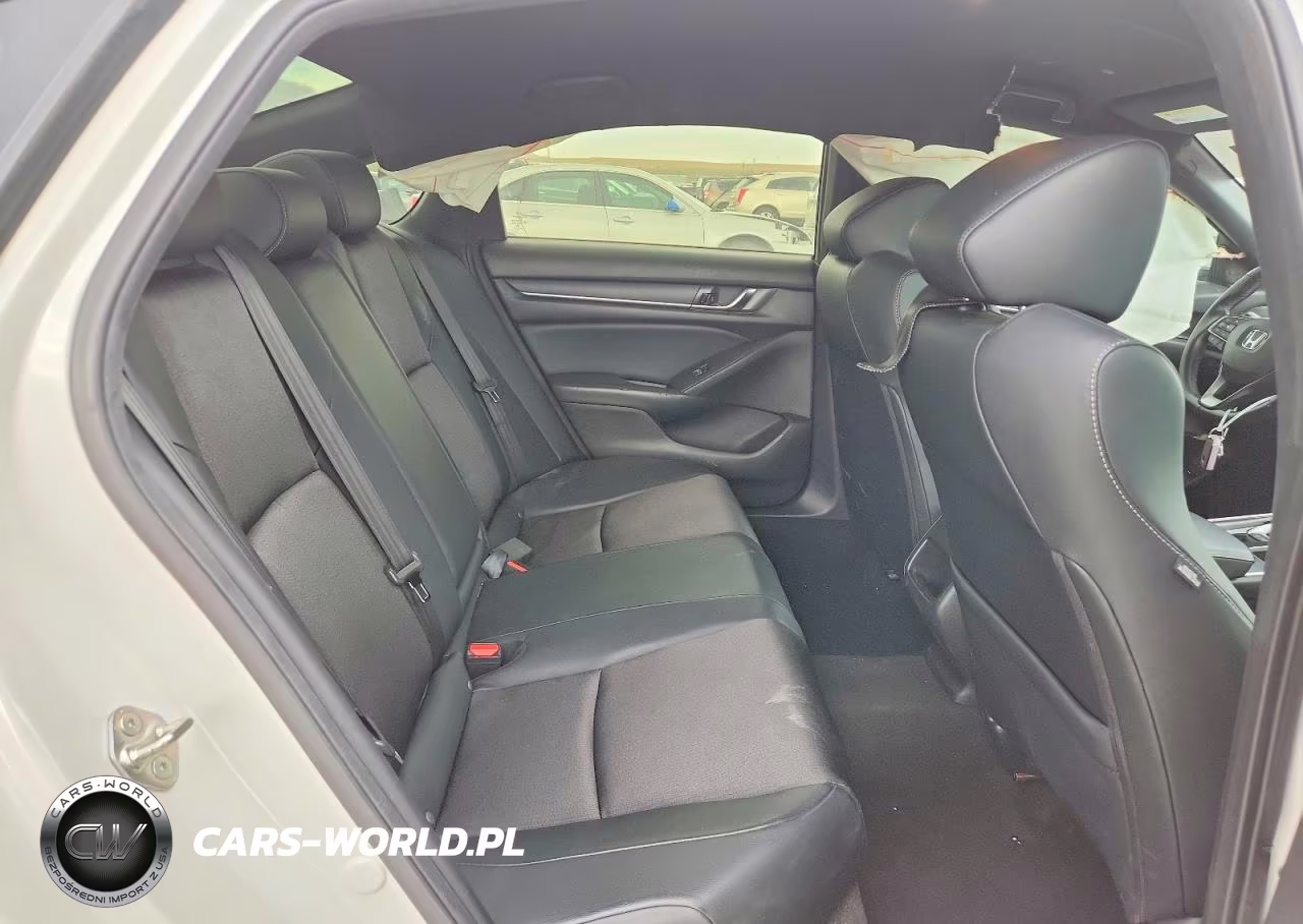 2018 Honda Accord Sport VIN:1HGCV1F30JA038539 - 10