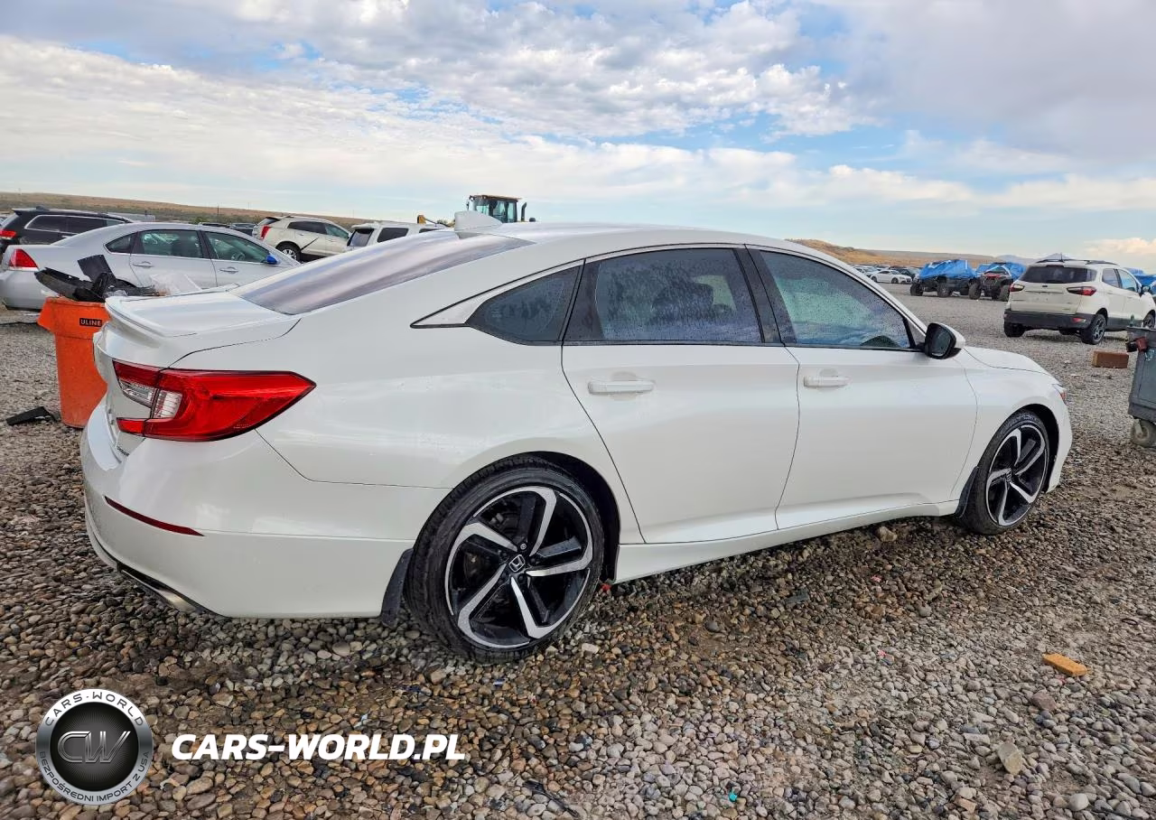 2018 Honda Accord Sport VIN:1HGCV1F30JA038539 - 3