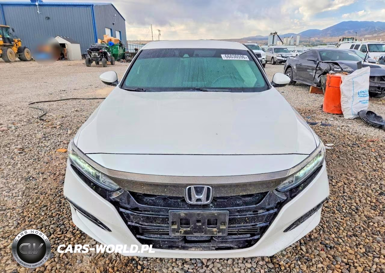 2018 Honda Accord Sport VIN:1HGCV1F30JA038539 - 5