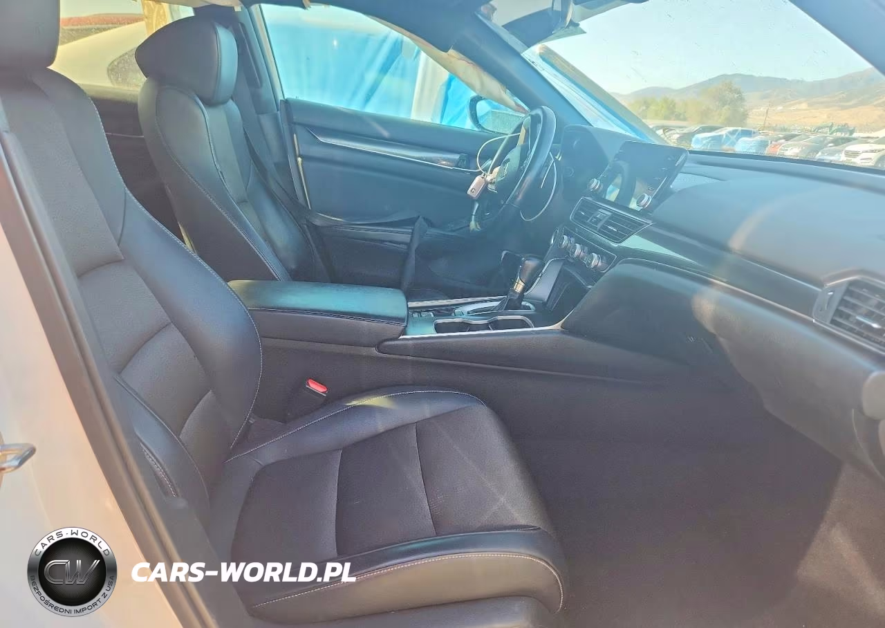 2018 Honda Accord Sport VIN:1HGCV1F30JA038539 - 7