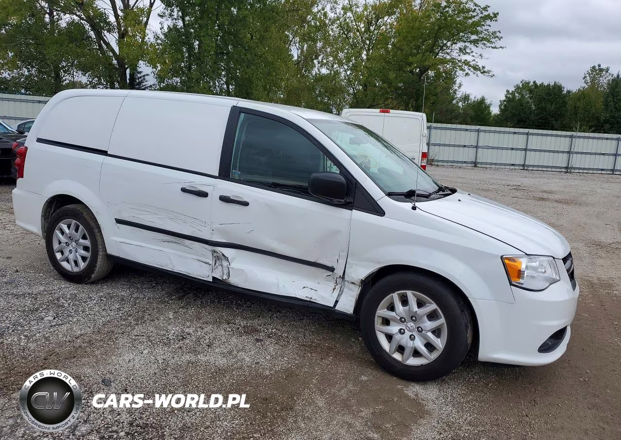 2015 Ram Cargo Van Tradesman Delivery Van VIN:2C4JRGAG8FR528527 - 4