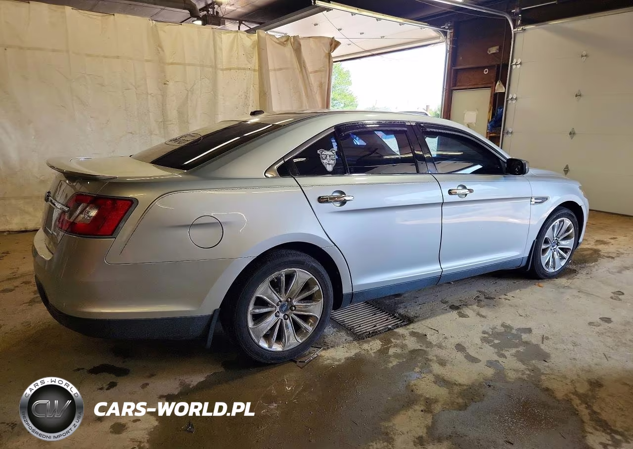 2010 Ford Taurus Limited VIN:1FAHP2FW5AG113883 - 3