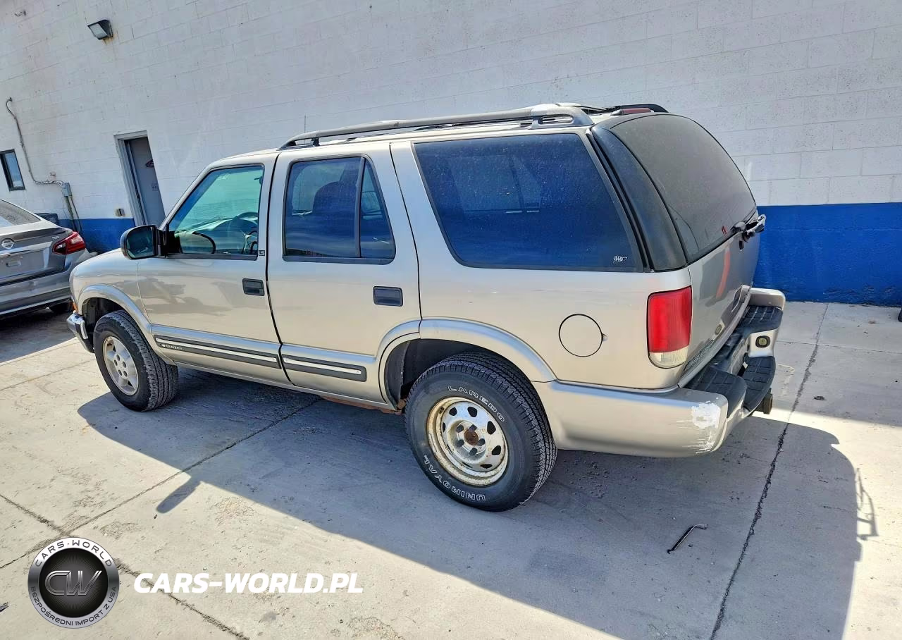 2000 Chevrolet Blazer VIN:1GNDT13W8Y2273533 - 2