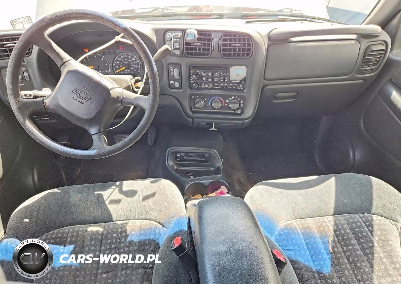 2000 Chevrolet Blazer VIN:1GNDT13W8Y2273533 - 8