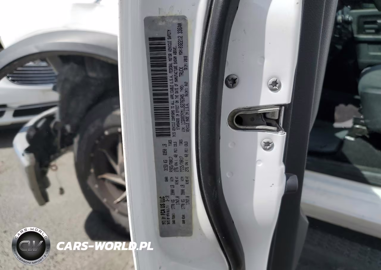 2018 Ram 1500 St VIN:1C6RR7FM1JS276345 - 12