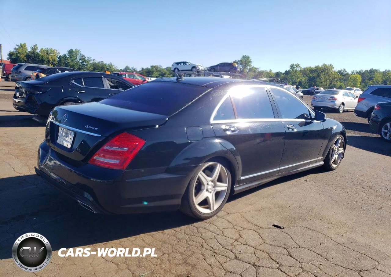 2011 Mercedes-Benz S 550 4Matic VIN:WDDNG8GB8BA389853 - 3