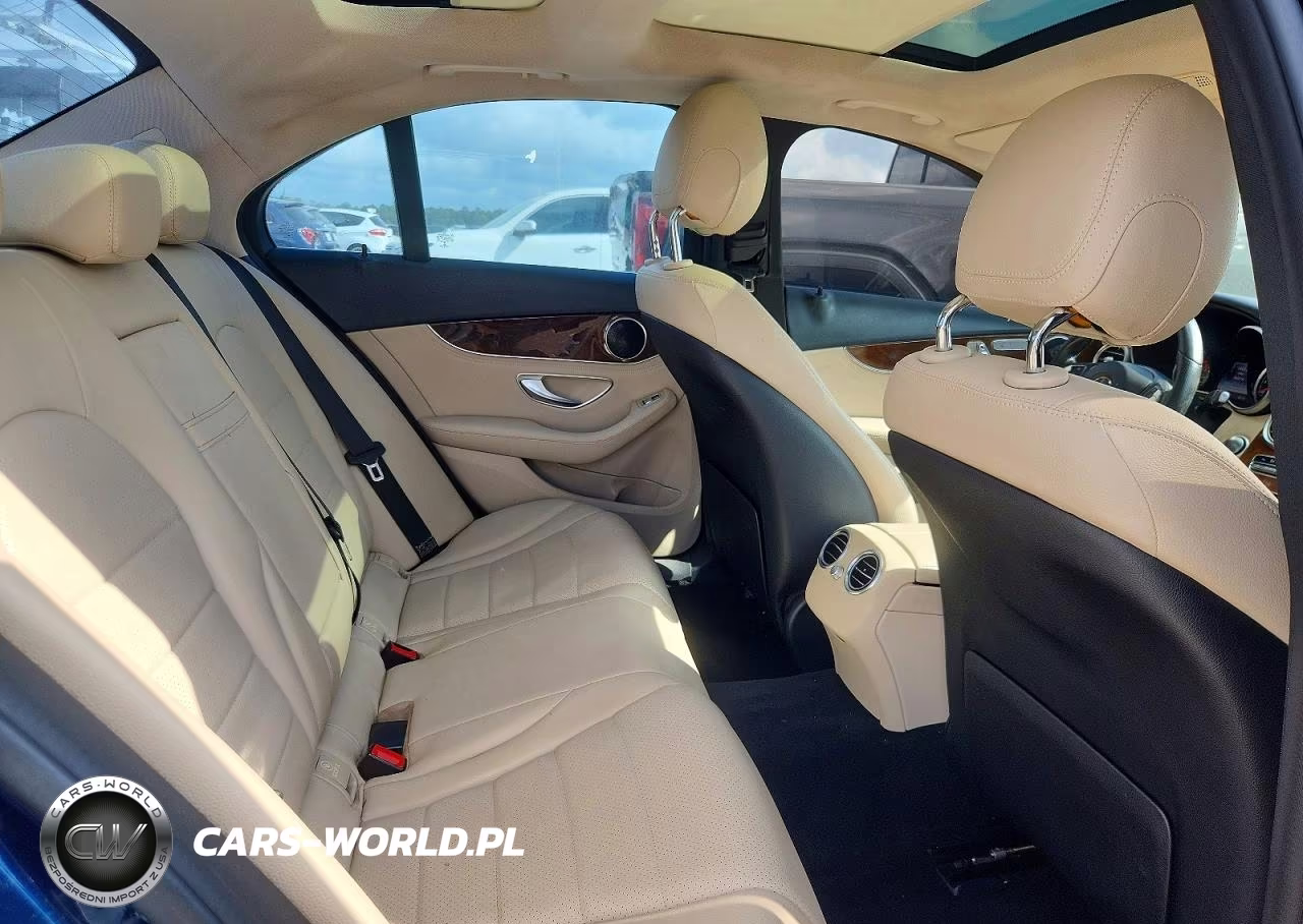 2016 Mercedes-Benz C 300 4Matic VIN:55SWF4KB3GU141332 - 10