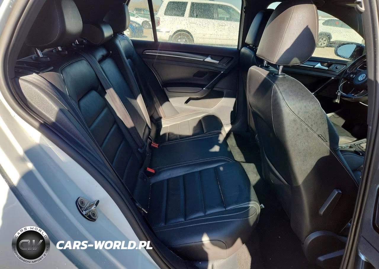 2017 Volkswagen Golf R VIN:WVWWF7AU0HW143008 - 10