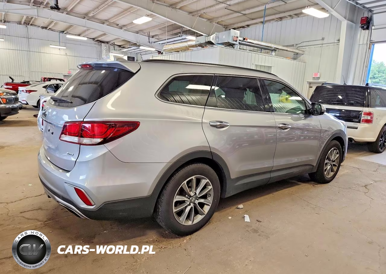 2017 Hyundai Santa Fe Se VIN:KM8SMDHF0HU235009 - 3