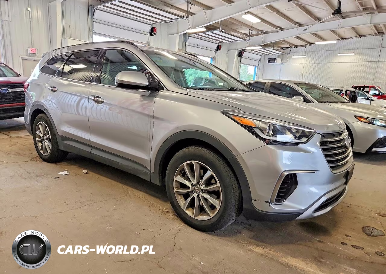 2017 Hyundai Santa Fe Se VIN:KM8SMDHF0HU235009 - 4