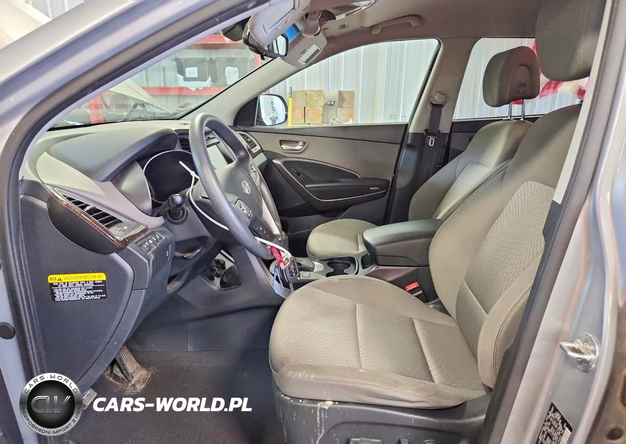 2017 Hyundai Santa Fe Se VIN:KM8SMDHF0HU235009 - 7