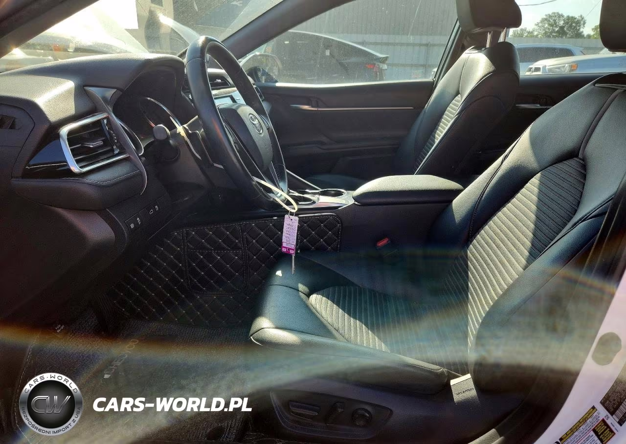 2018 Toyota Camry Se VIN:4T1B11HK2JU072888 - 7