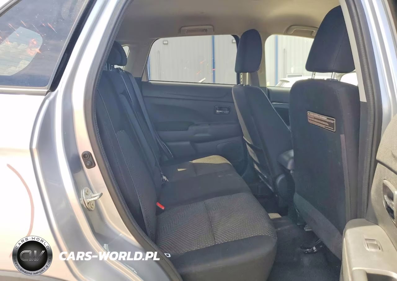 2016 Mitsubishi Outlander Sport Es VIN:JA4AP3AU7GZ049893 - 11