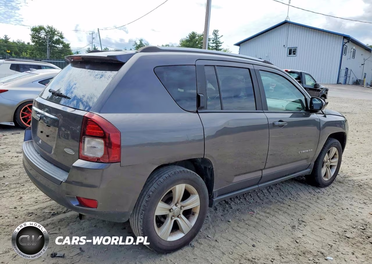 2017 Jeep Compass Latitude VIN:1C4NJDEB2HD178307 - 3