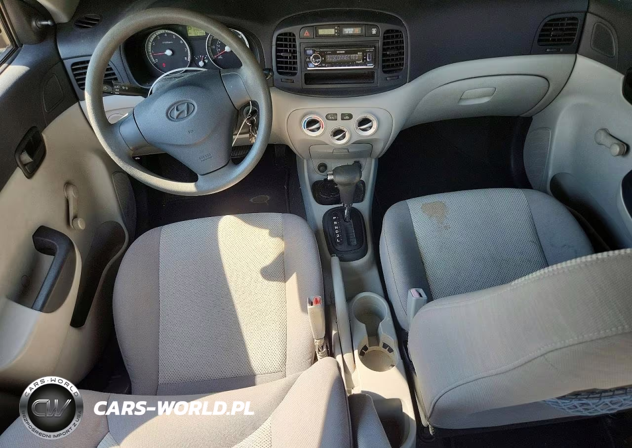 2009 Hyundai Accent Gls VIN:KMHCN46C69U299440 - 8