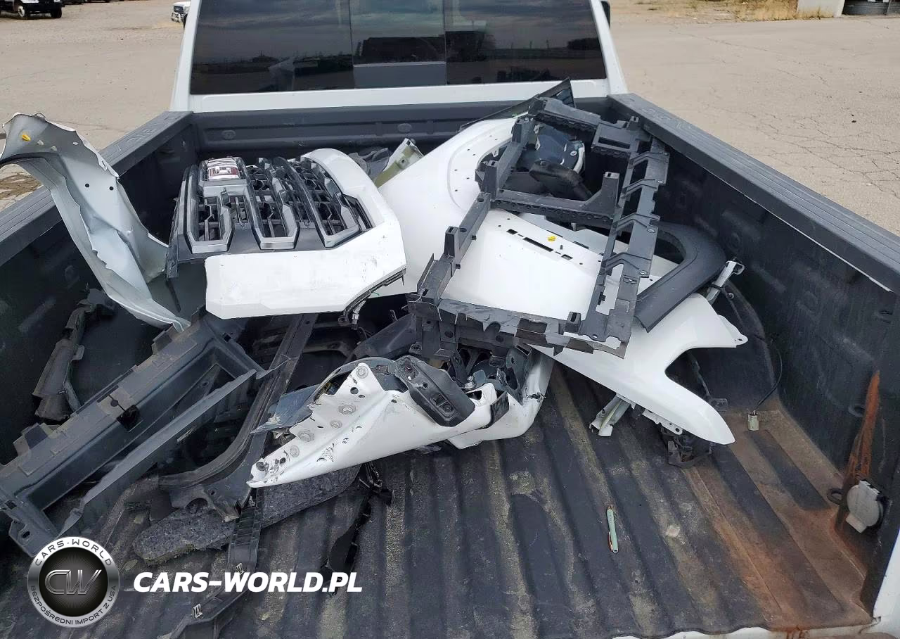2024 GMC Sierra K3500 At4 VIN:1GT49VEY6RF363562 - 13