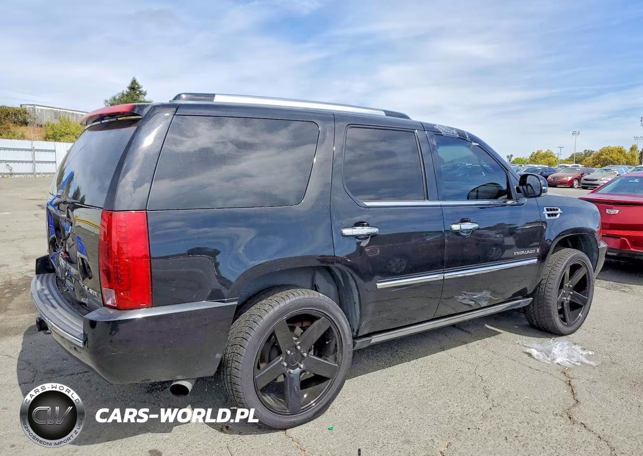 2009 Cadillac Escalade Luxury VIN:1GYFC232X9R239357 - 3