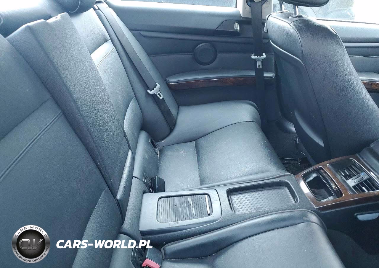 2010 BMW 335 Xi VIN:WBAWC7C53AE274795 - 10