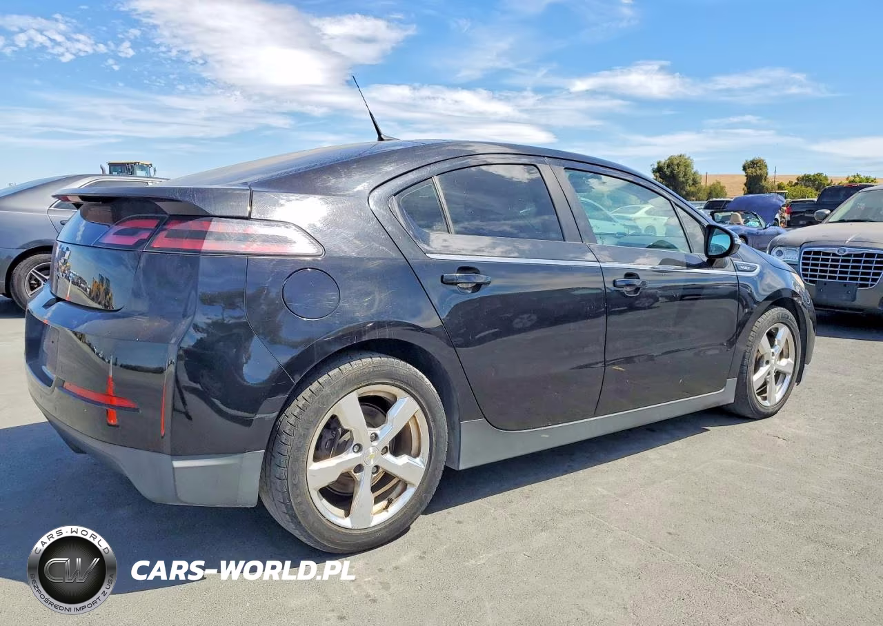 2011 Chevrolet Volt VIN:1G1RD6E46BU102482 - 3