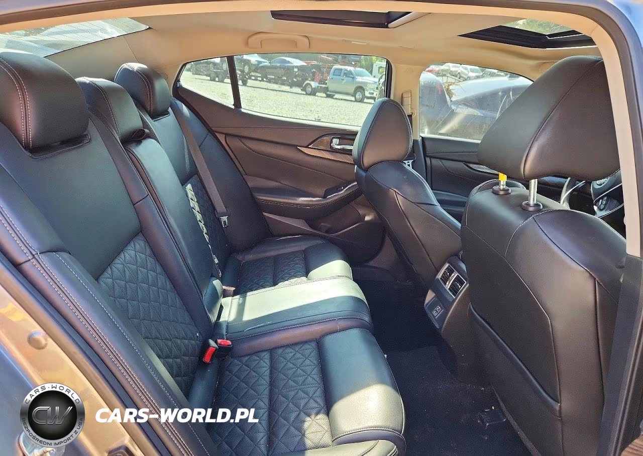 2018 Nissan Maxima Platinum VIN:1N4AA6AP7JC405634 - 10