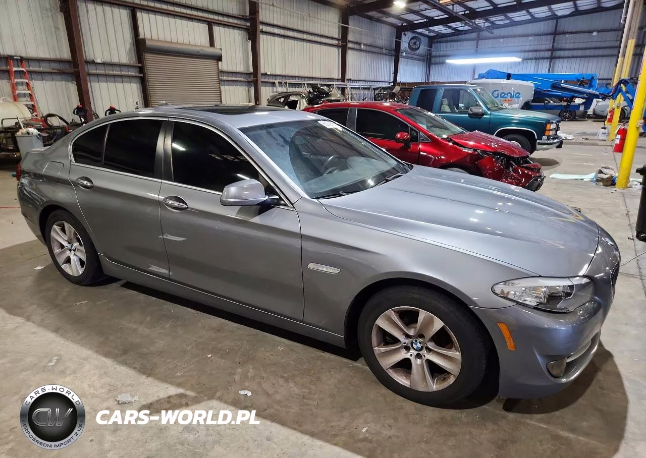 2013 BMW 528 I VIN:WBAXG5C53DDY36685 - 4