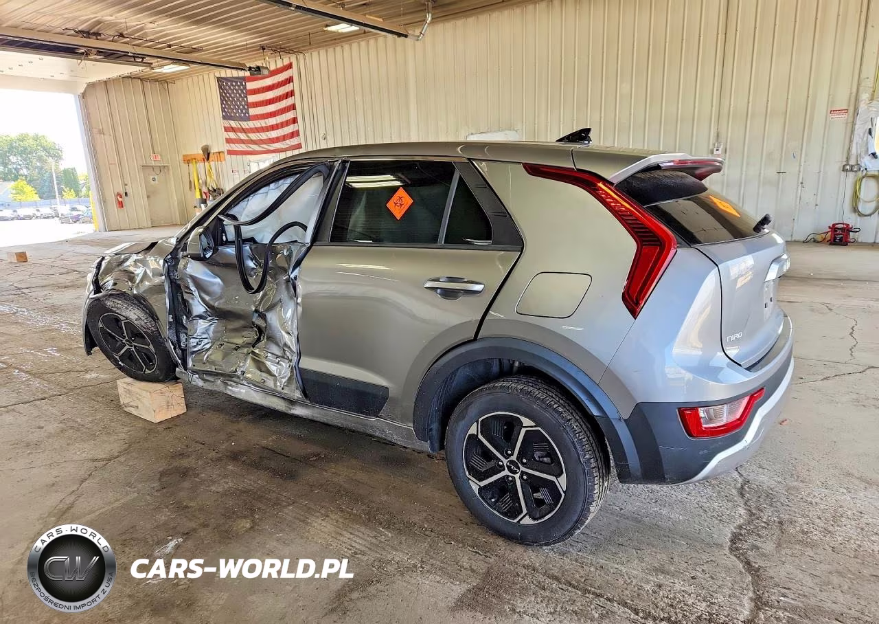2023 Kia Niro Lx VIN:KNDCP3LE2P5065205 - 2