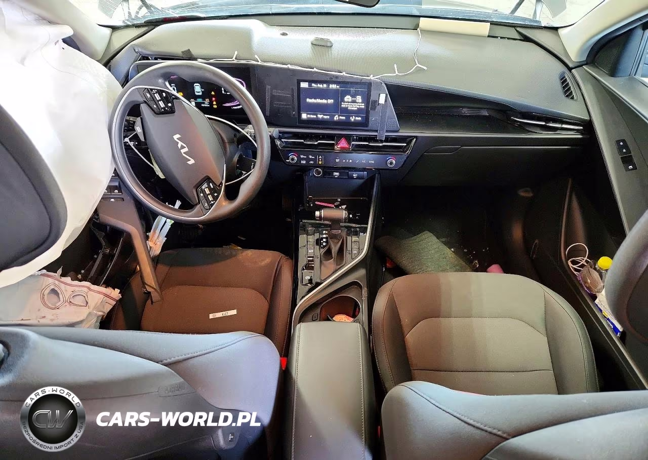 2023 Kia Niro Lx VIN:KNDCP3LE2P5065205 - 8
