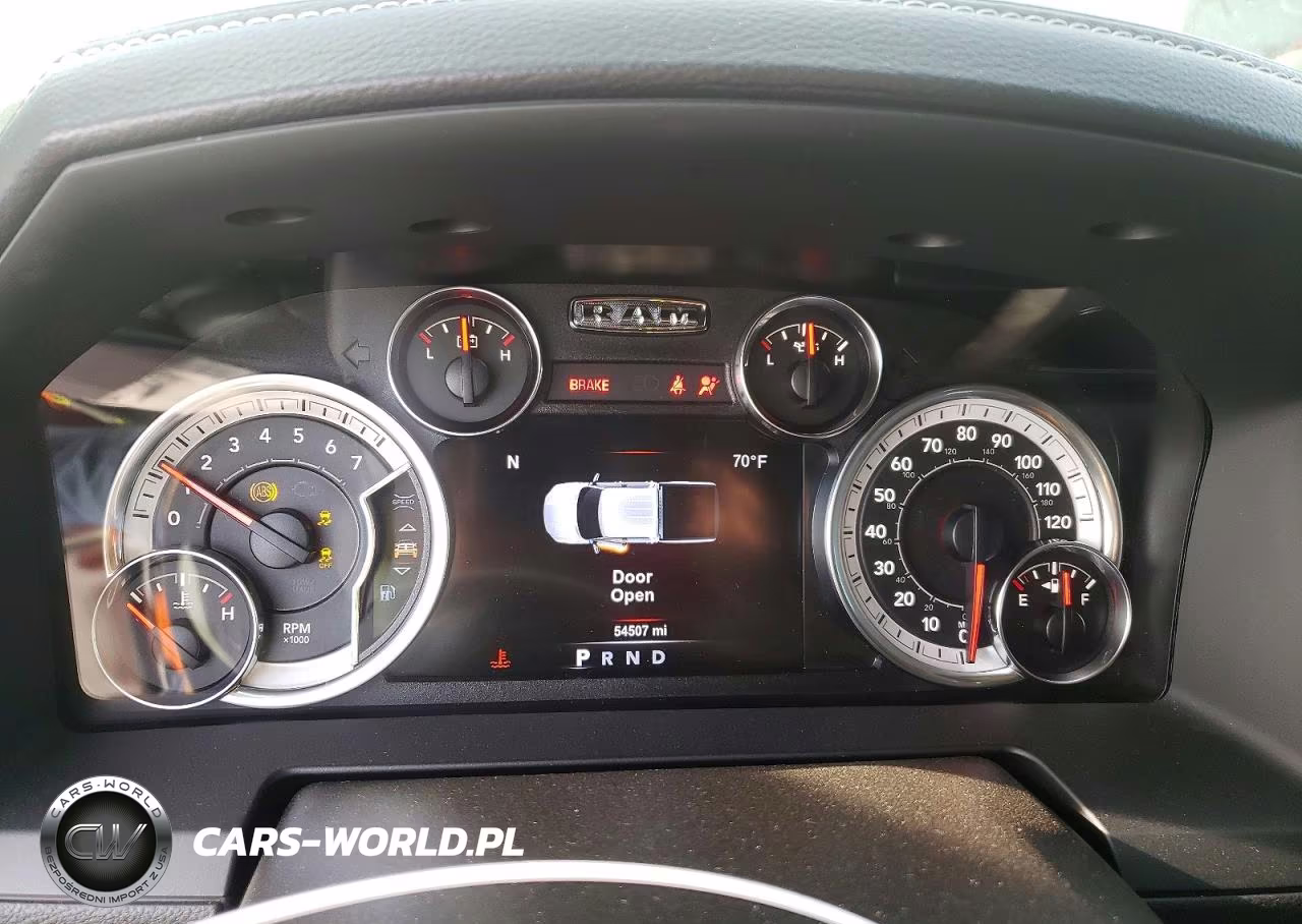 2017 Ram 1500 Laramie VIN:1C6RR7VT1HS844581 - 9