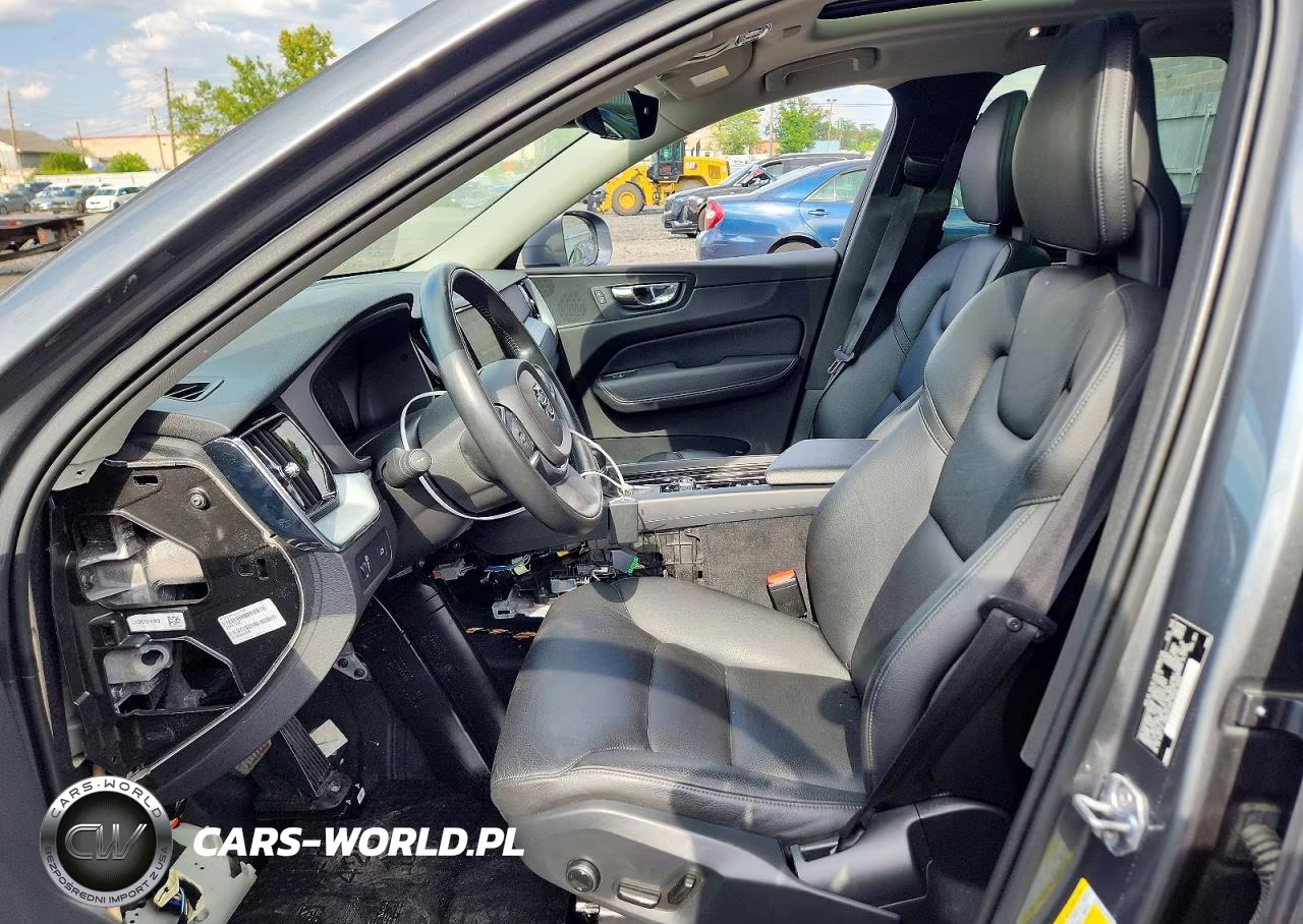 2018 Volvo Xc60 T6 Momentum VIN:YV4A22RK3J1045196 - 7